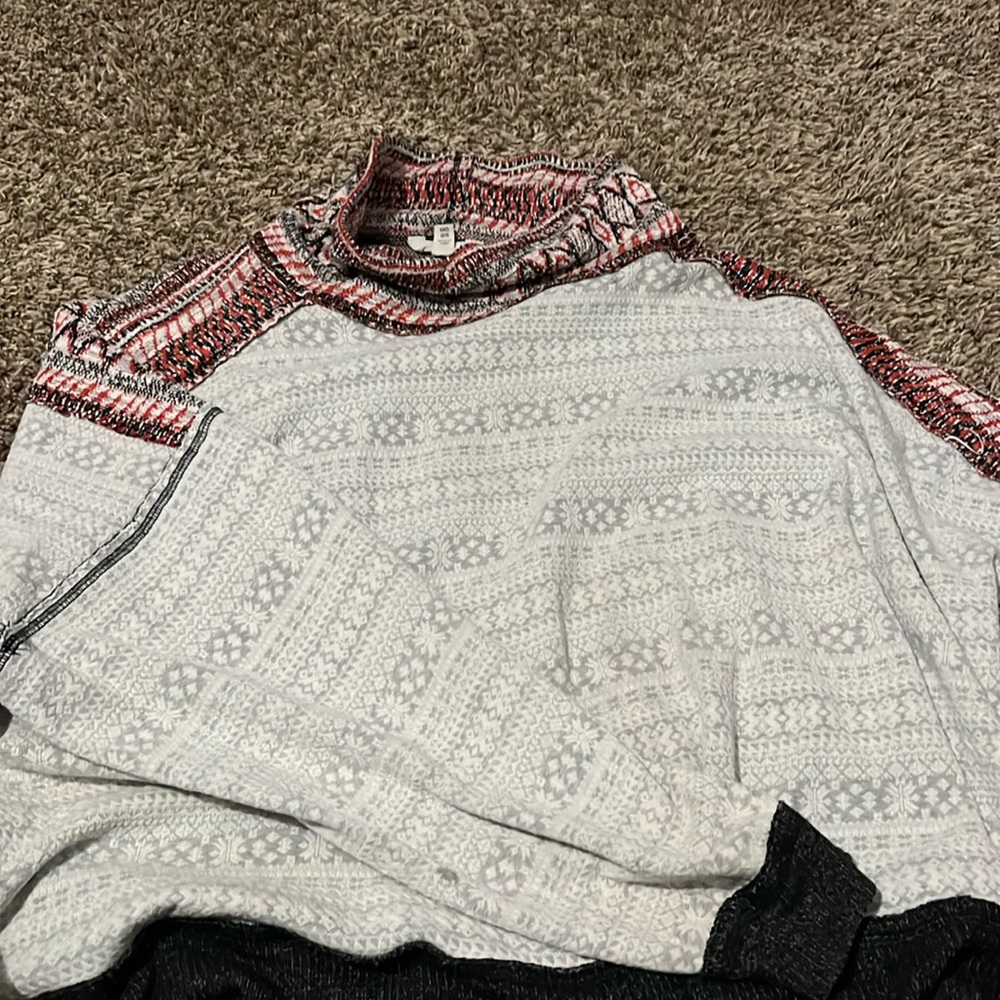 Cropped sweater